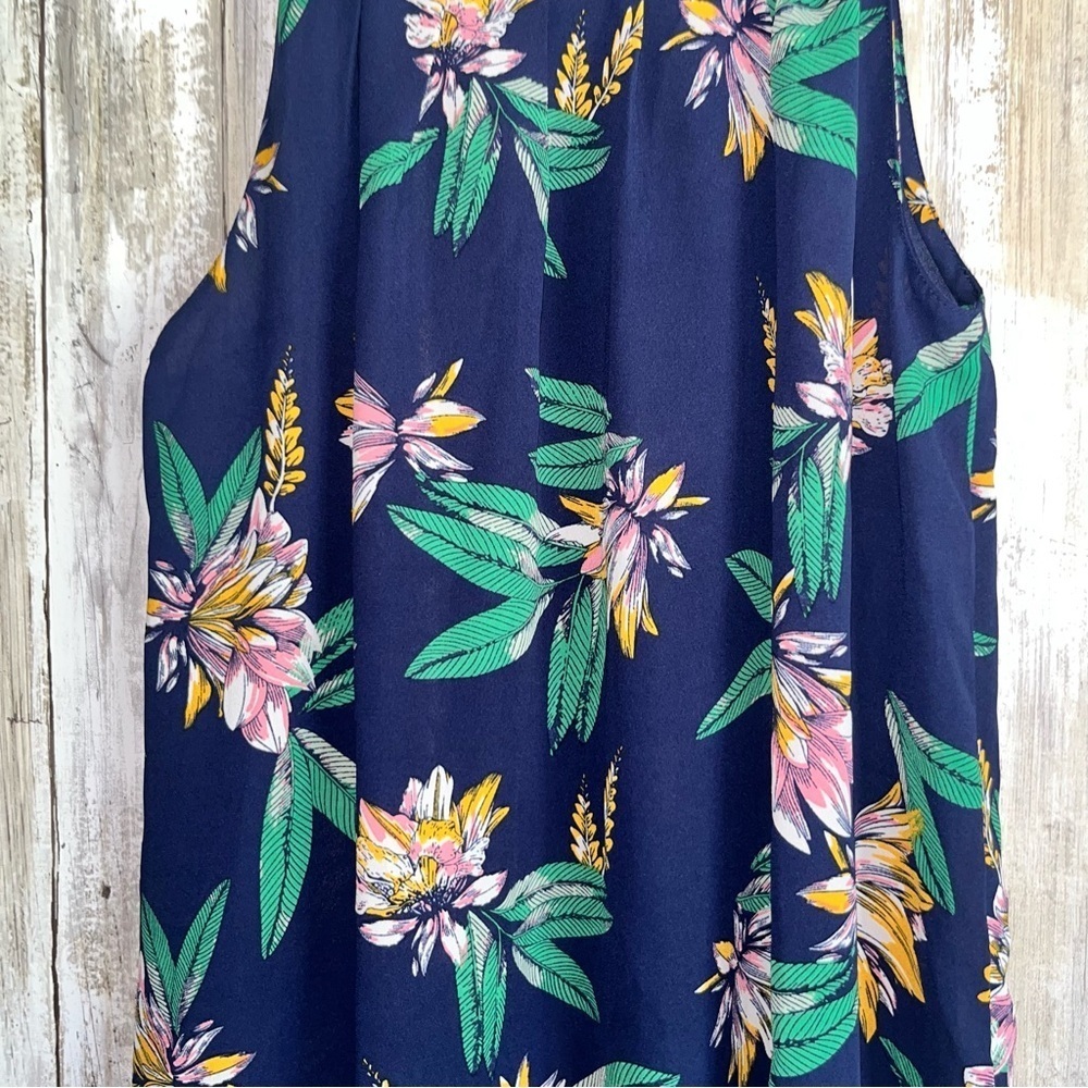 Mix by 41 Hawthorn Blue Floral Sleeveless Blouse - Picture 2 of 4